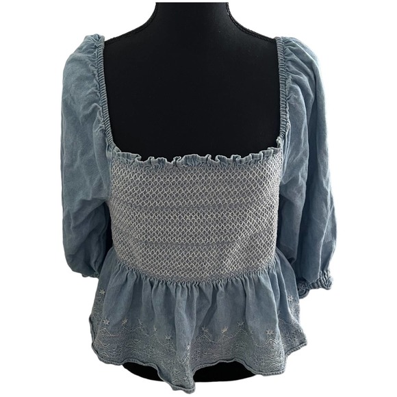 American Eagle Chambray Smocked Square Neck Babydoll Top Large Women’s Blue 2403 - Picture 2 of 5